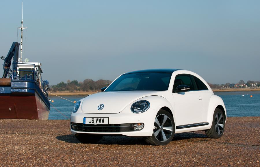  Volkswagen Beetle 2011 года  (UK) (фото 36 из 39)